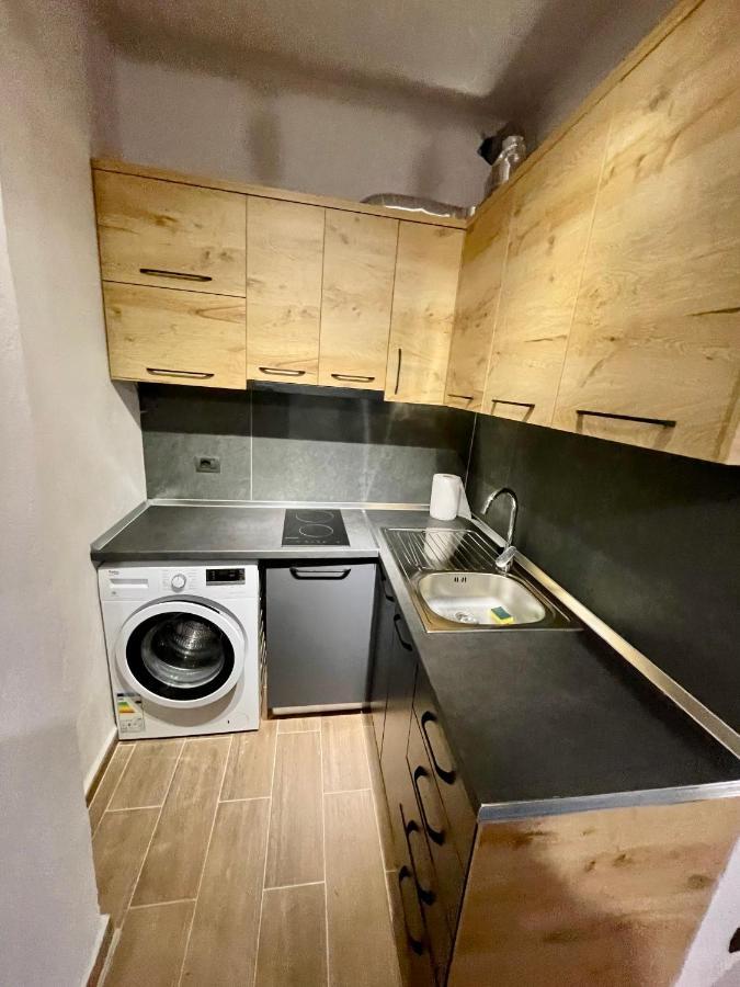 Keon Superb Studio Apartament Tiranë Luaran gambar